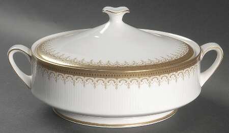 Athena Round Covered Vegetable
