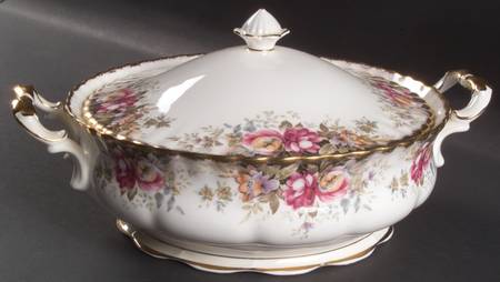 Autumn Roses Round Covered Vegetable