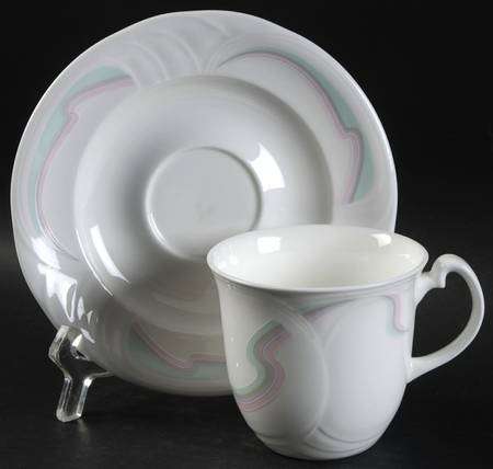 Aurora Flat Cup & Saucer Set