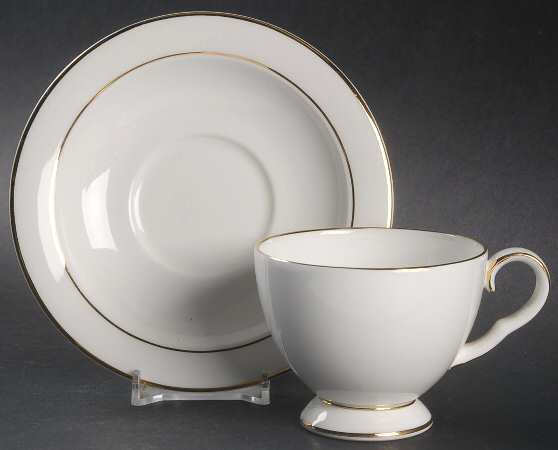 Ballerina Footed Cup & Saucer Set