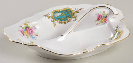 Berkeley Handled Leaf Dish