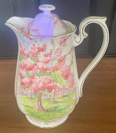 Blossom Time Hot Water Jug & Lid