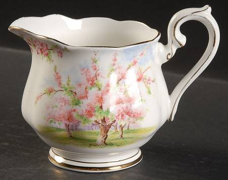 Blossom Time Creamer