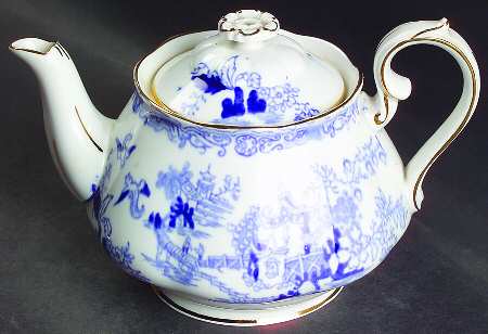 Blue Willow Mini Teapot & Lid