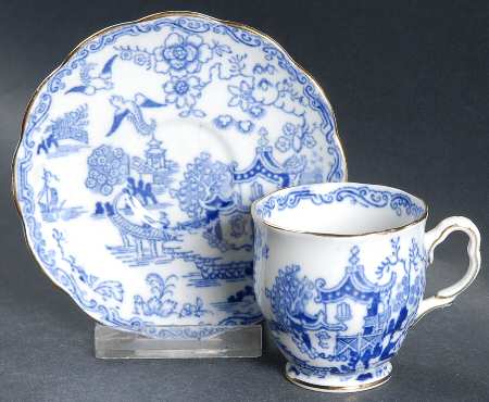 Blue Willow Footed Demitasse Cup & Saucer Set