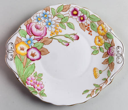 Bouquet Handled Cake Plate
