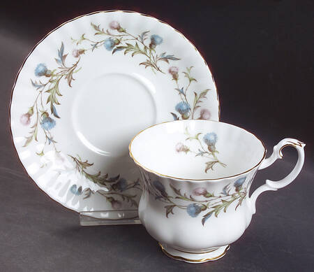 Brigadoon Oversized Cup & Saucer Set