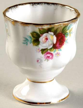 Celebration Single Egg Cup