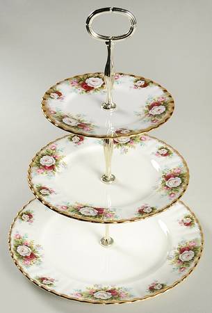 Celebration 3-Tiered Serving Tray (DP, SP, BB)