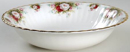 Celebration 9" Round Vegetable Bowl
