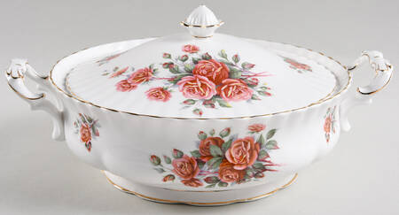 Centennial Rose Round Covered Vegetable