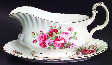 Centennial Rose Gravy Boat & Underplate