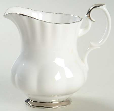 Chantilly Platinum Mini Creamer