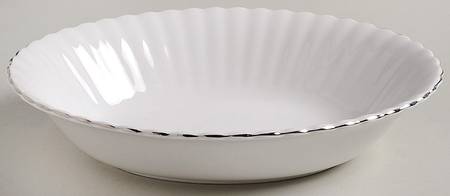 Chantilly Platinum 9" Oval Vegetable Bowl
