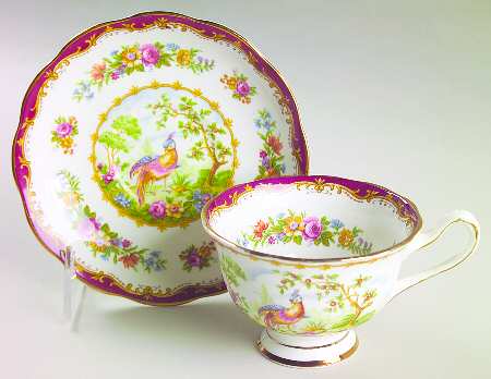 Chelsea Bird Maroon Footed Cup & Saucer Set