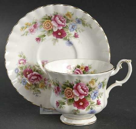 Chelsea Garden Footed Cup & Saucer Set
