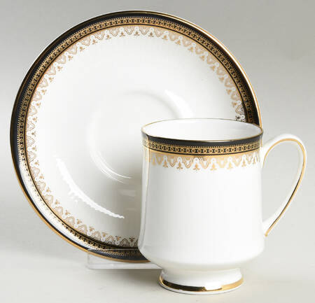 Clarence Footed Cup & Saucer Set