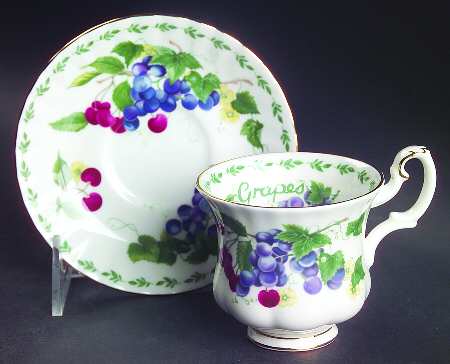 Covent Gardens Footed Demitasse Cup & Saucer Set
