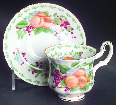 Covent Gardens Footed Demitasse Cup & Saucer Set