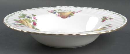 Covent Gardens Large Rim Soup Bowl