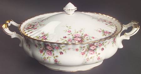 Cottage Garden Round Covered Vegetable