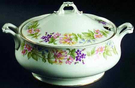 Country Lane Tureen &  Lid