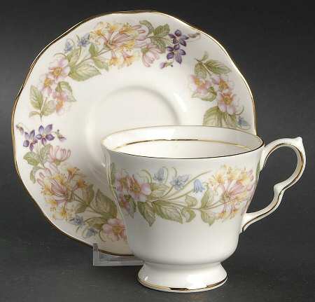 Country Lane Footed Cup & Saucer Set