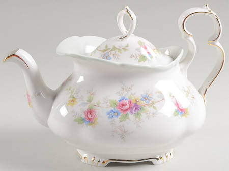 Colleen Teapot & Lid