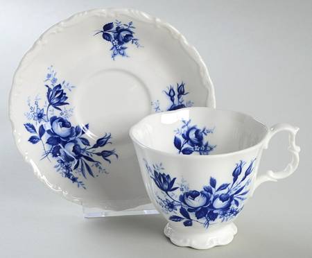 Connoisseur Footed Cup & Saucer Set