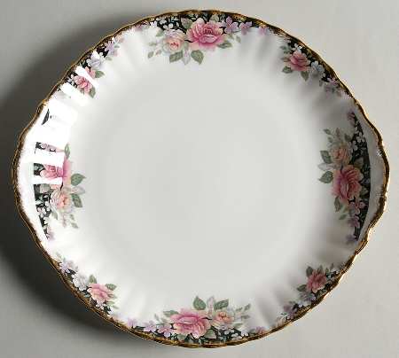 Concerto Handled Cake Plate