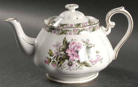 Cotswold Teapot & Lid