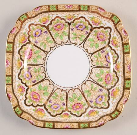 Court Square Dessert Plate
