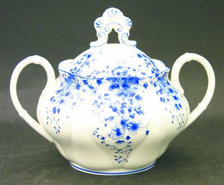 Dainty Blue Sugar Bowl & Lid