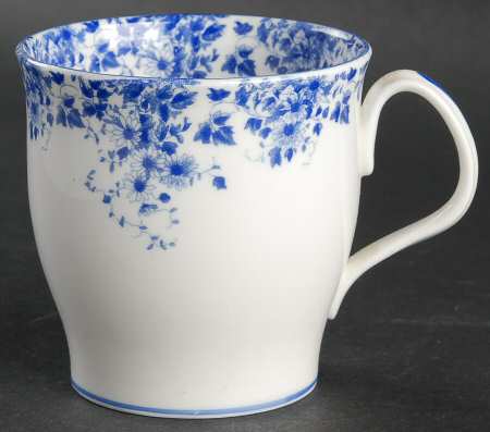 Dainty Blue Mug