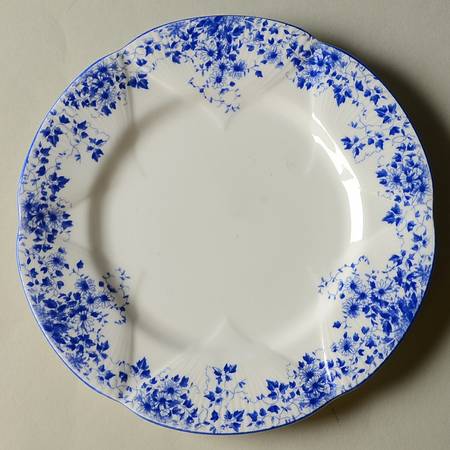 Dainty Blue Dessert/Pie Plate
