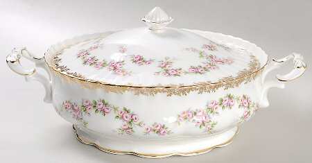 Dimity Rose Round Covered Vegetable