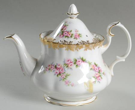 Dimity Rose Mini Teapot & Lid
