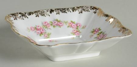 Dimity Rose 4" Square Sweet Meat