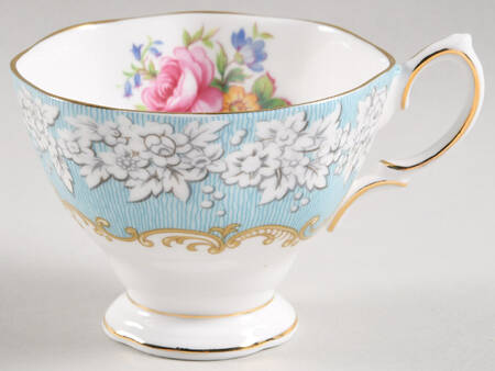 Enchantment Footed Cup
