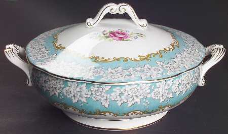Enchantment Round Covered Vegetable