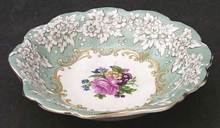 Enchantment Shell Shaped Dish