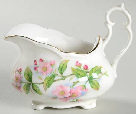 Evesham (Apple Blossoms) Mini Creamer