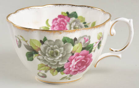 Evening Rhapsody (Pink & White Floral) Flat Cup