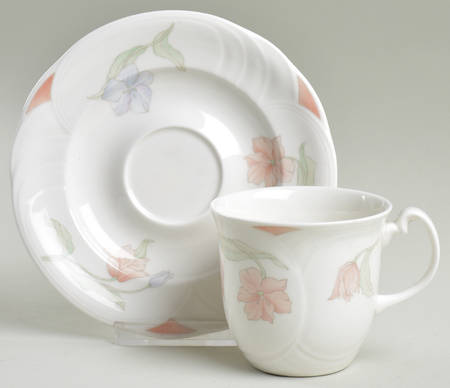 Fantasia Flat Cup & Saucer Set