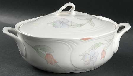 Fantasia Round Covered Vegetable