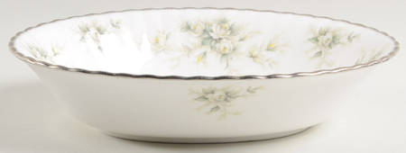 First Love (Montrose) 9" Oval Vegetable Bowl