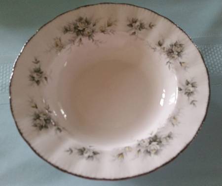 First Love (Elizabeth Shape) Large Rim Soup Bowl