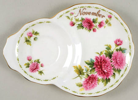 Flower of The Month (Newer, Montrose) Plate for Dessert Plate & Cup Set