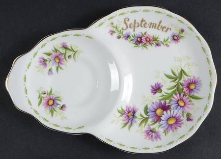 Flower of The Month (Newer, Montrose) Plate for Dessert Plate & Cup Set