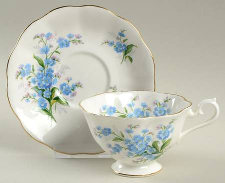 Forget Me Not Footed Cup & Saucer Set